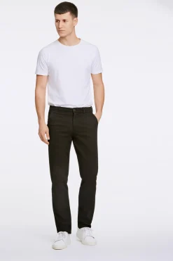 Chinos