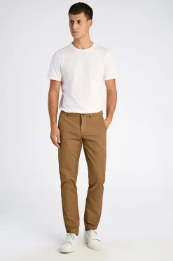 Chinos