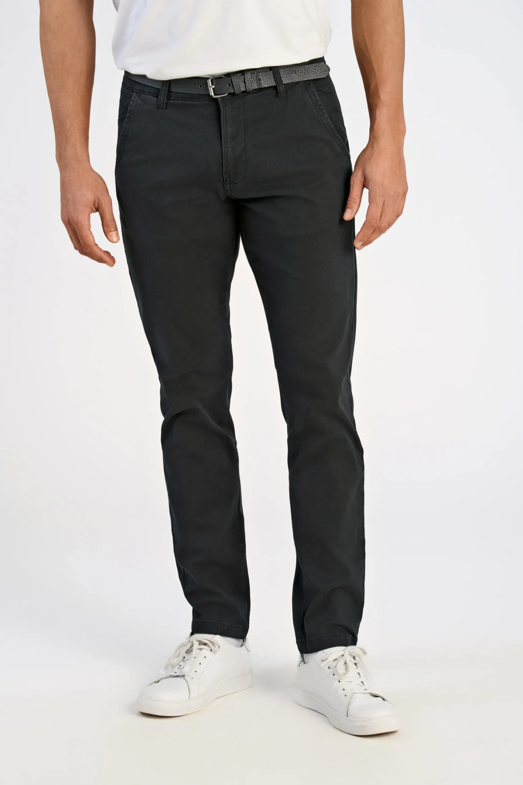 Chinos
