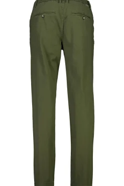 Chinos