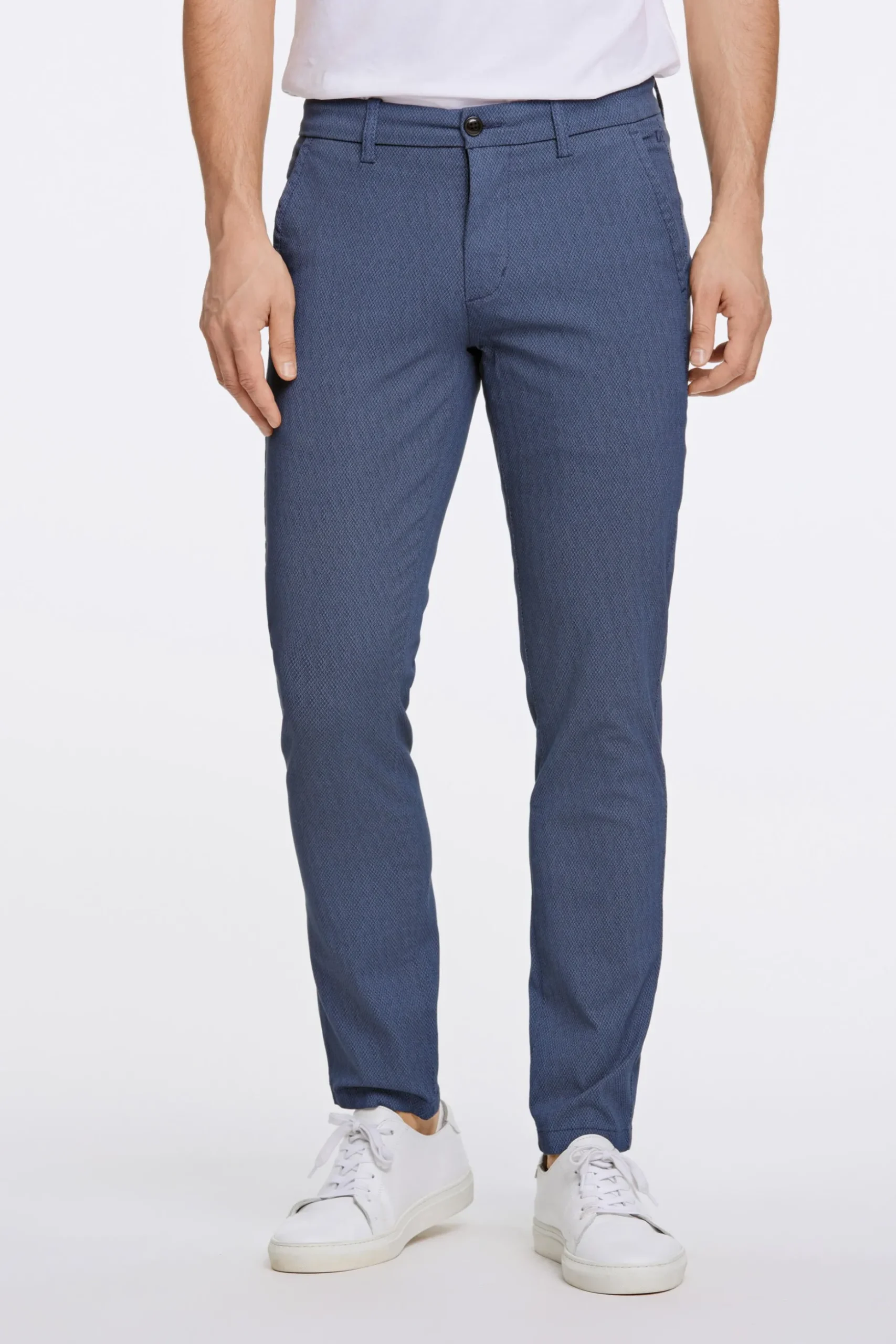 Chinos
