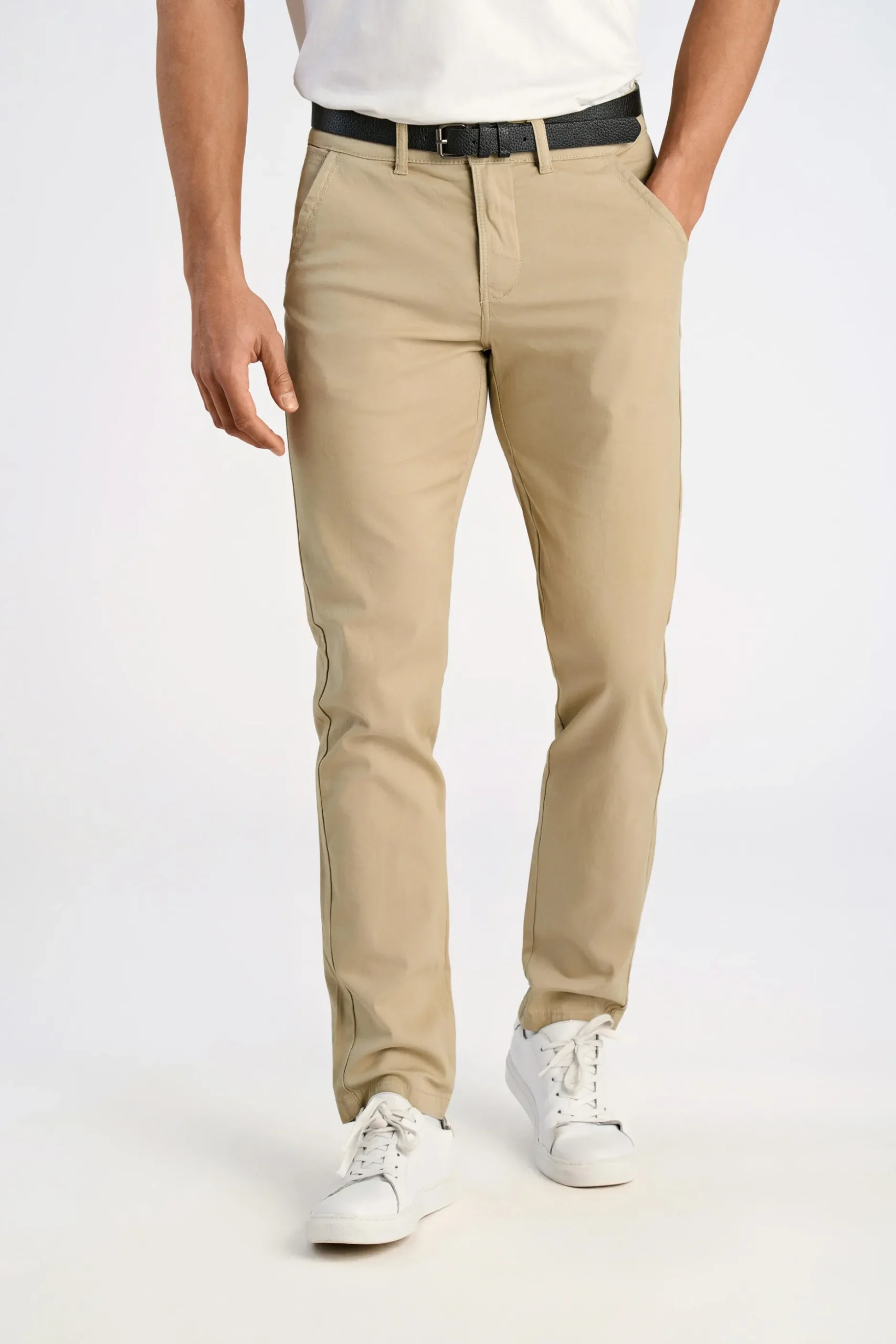 Chinos