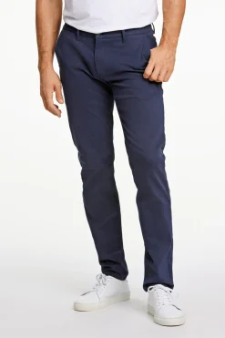 Chinos