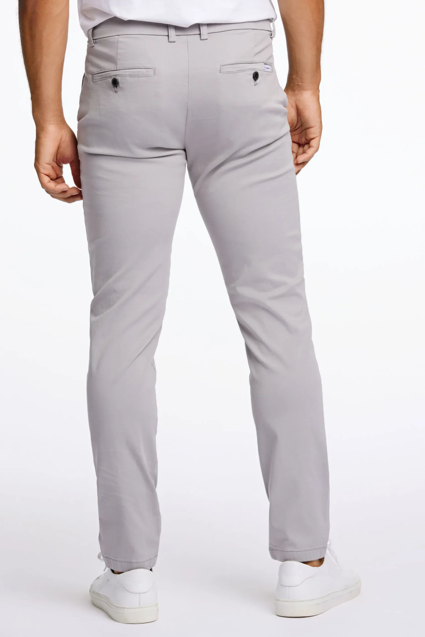 Chinos