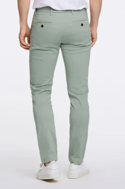 Chinos