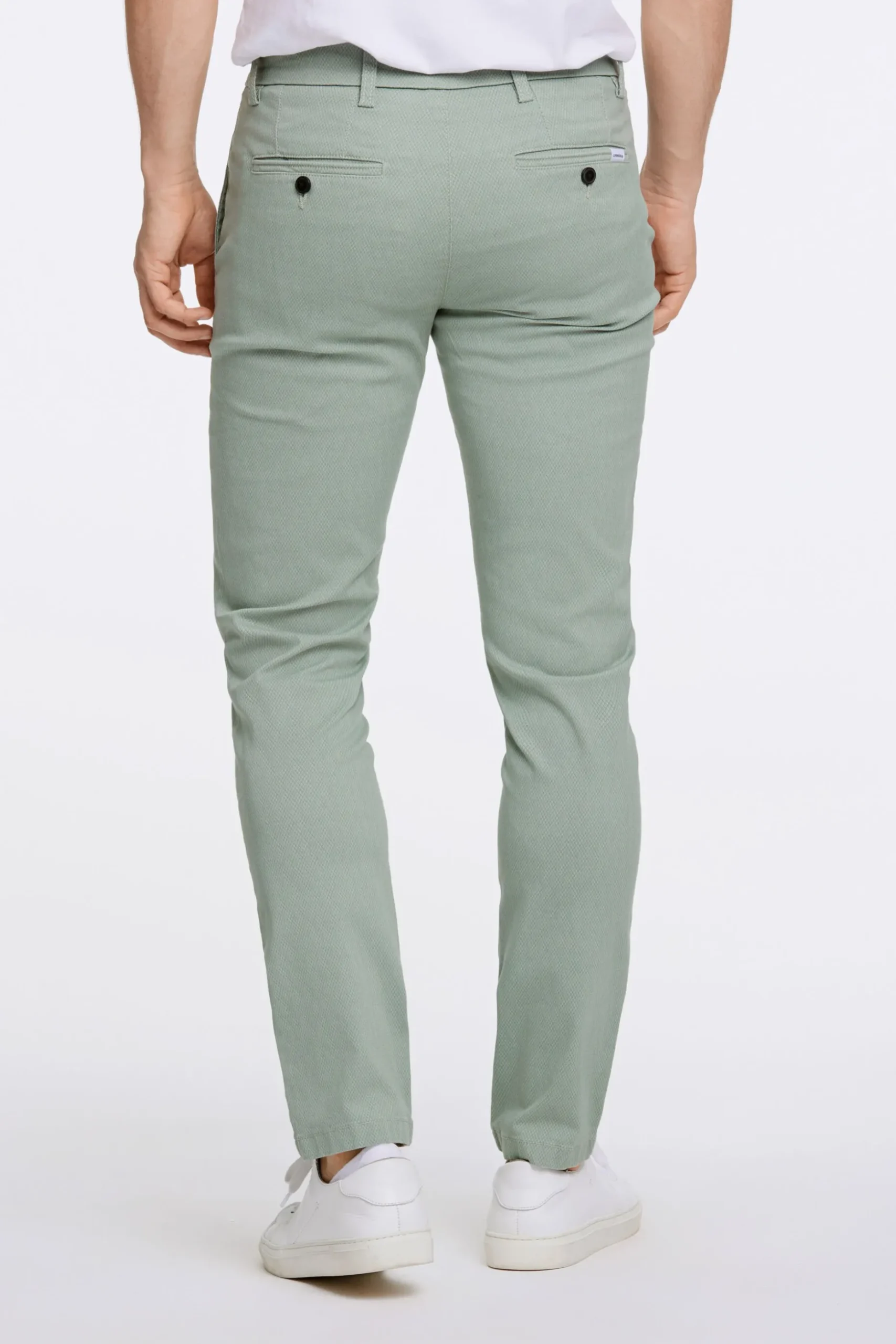 Chinos