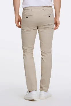 Chinos
