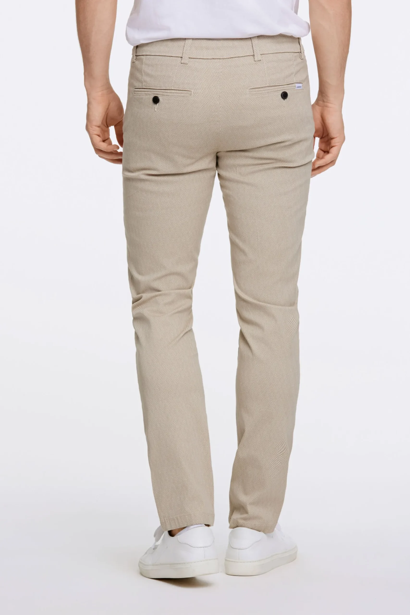 Chinos