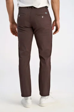 Chinos