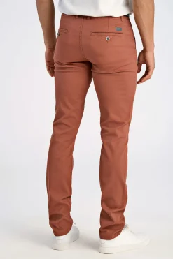 Chinos