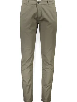 Chinos