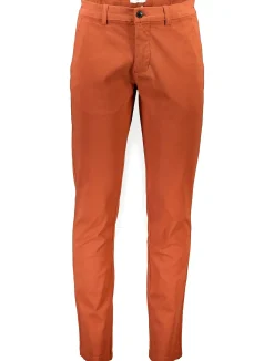 Chinos