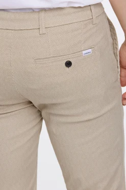 Chinos