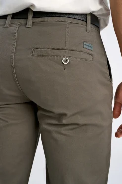 Chinos