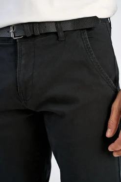 Chinos