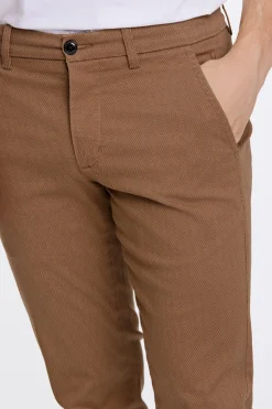 Chinos