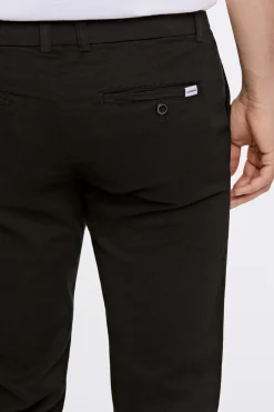 Chinos