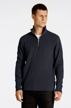 Half-zip