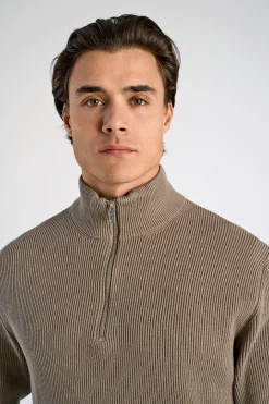 Half-zip