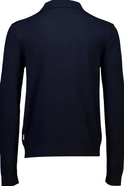 Half-zip