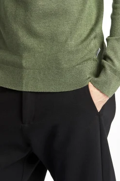 Half-zip
