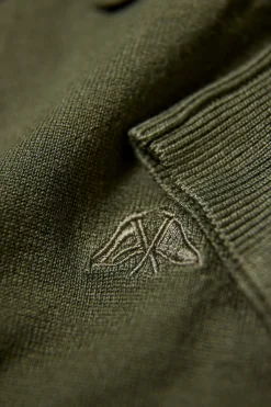 Half-zip