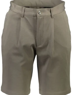 Performance shorts